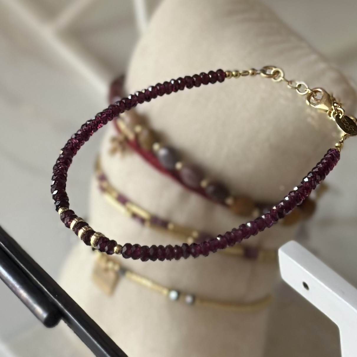 Bracelet en grenat véritable et Argent doré-Sophie – Image 4