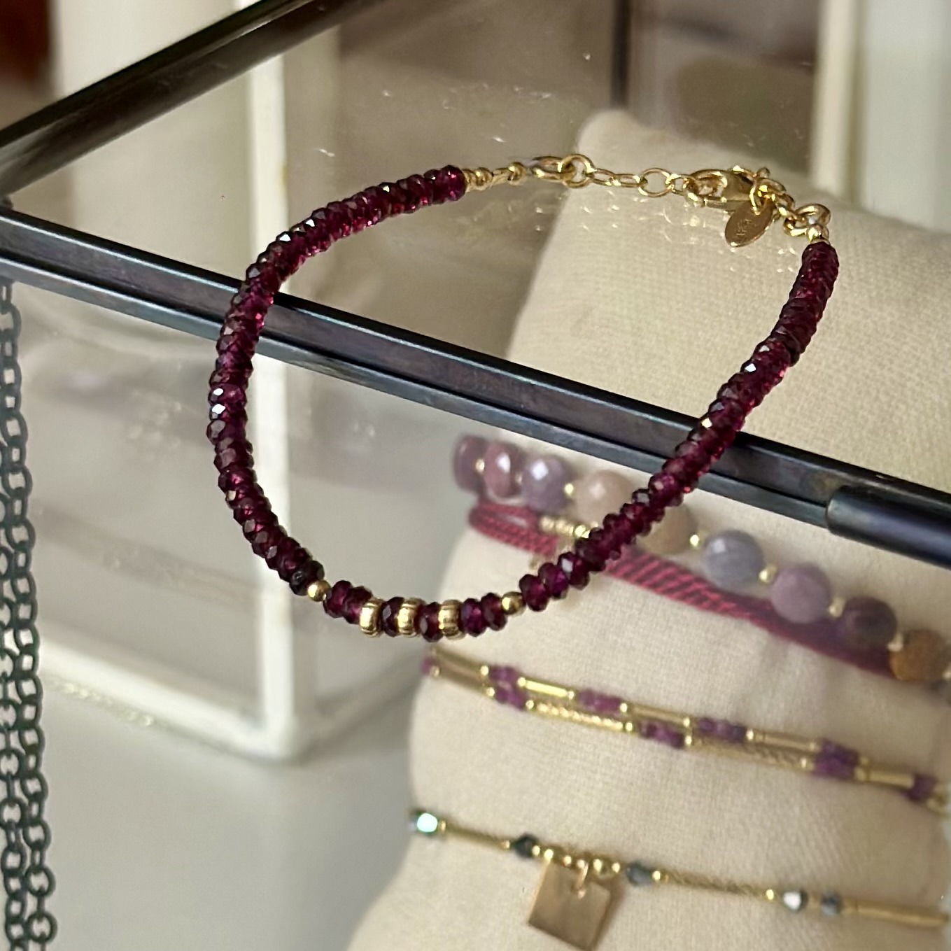 Bracelet en grenat véritable et Argent doré-Sophie – Image 3