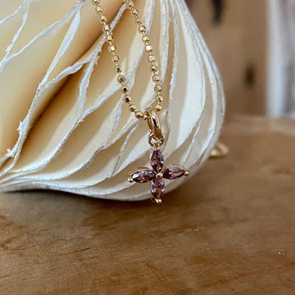 Collier en Argent doré et pendentif Fleur rose- Clara