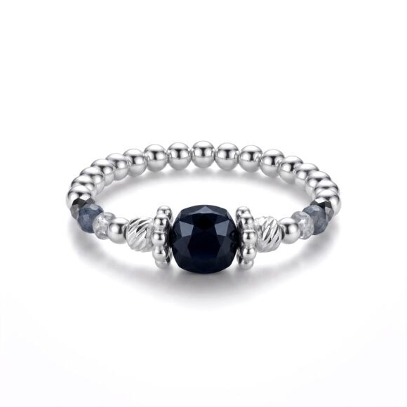 Bague en saphir noir et Argent