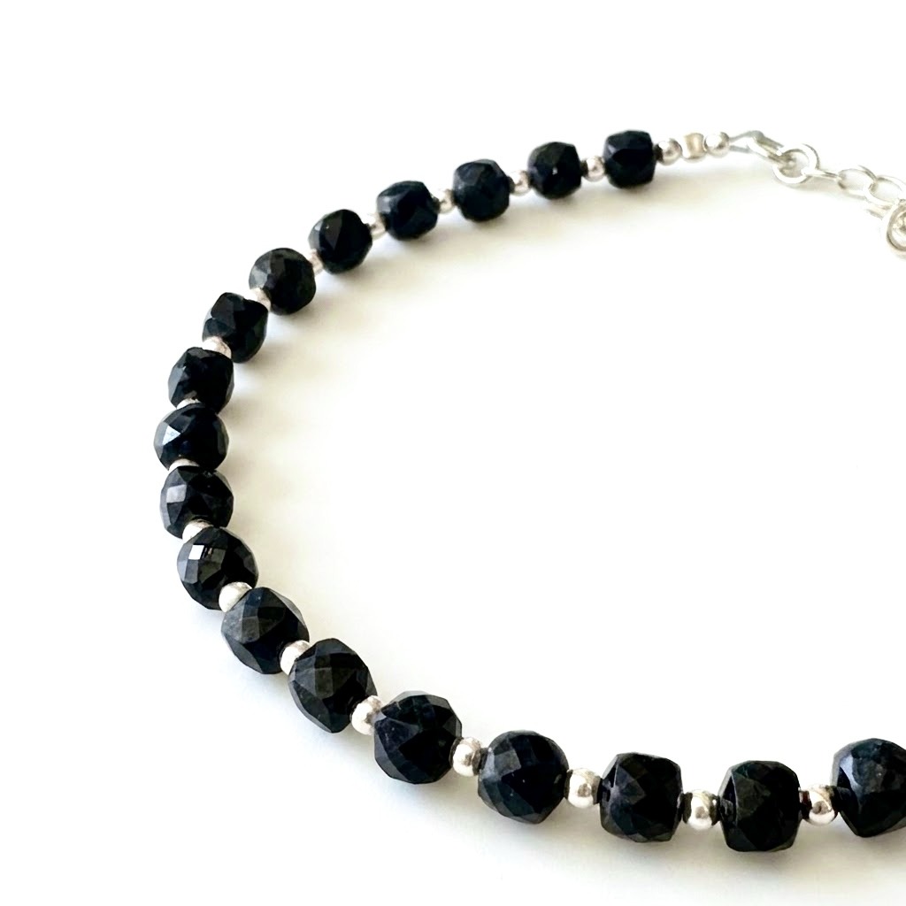 Bracelet en Saphir noir - Saphir de Minuit – Image 4