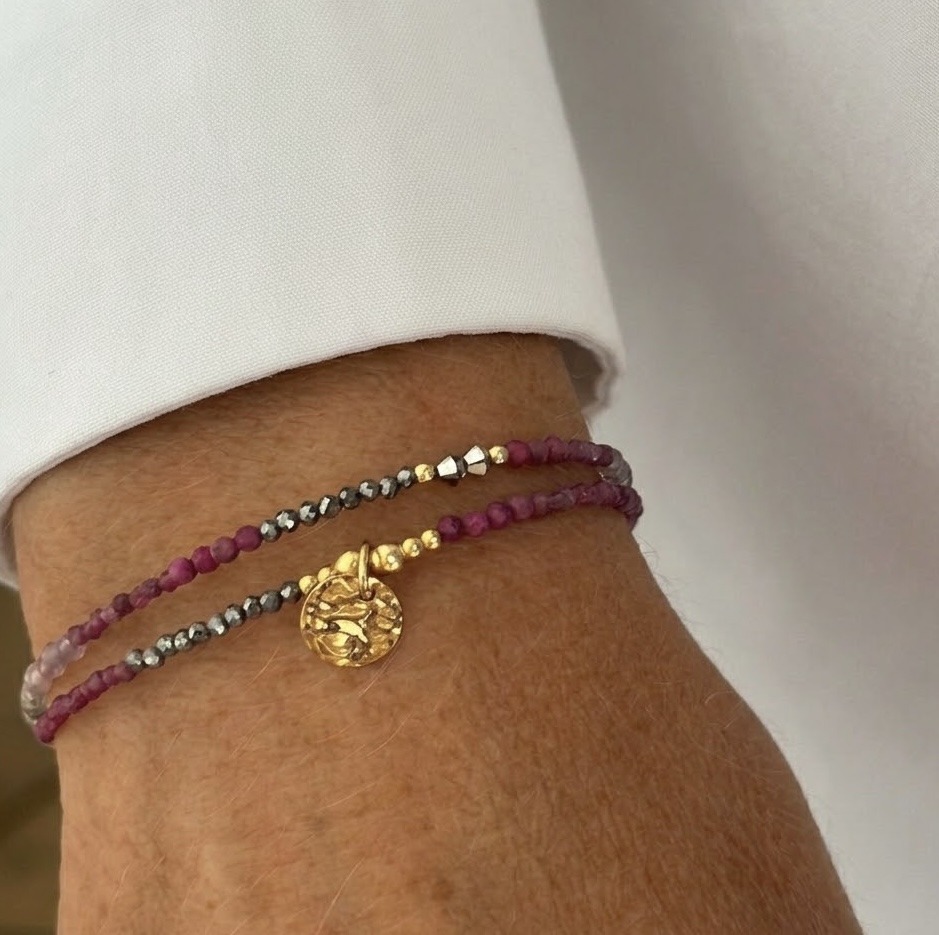 Bracelet double tour en rubis, sugilite,améthyste et terrahertz-Manon – Image 2